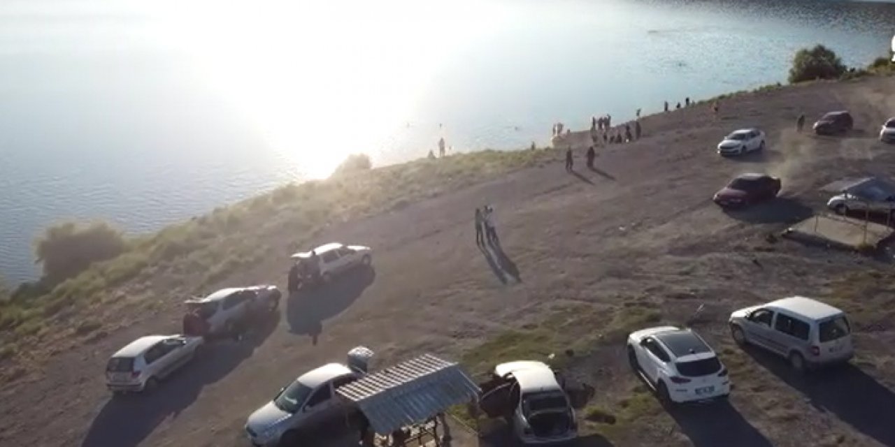 Karapınar'da bulunan Acıgöl'le yoğun ilgi