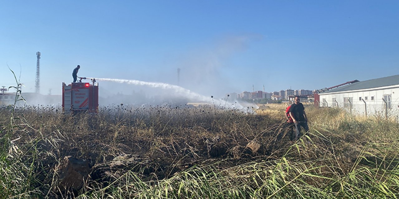 Polisin fark etmesiyle yangın son anda önlendi