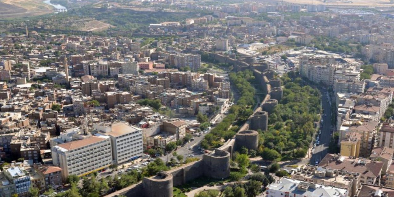 TÜİK verilerine göre: Türkiye'nin en kalabalık mahallesi sınırları zorluyor