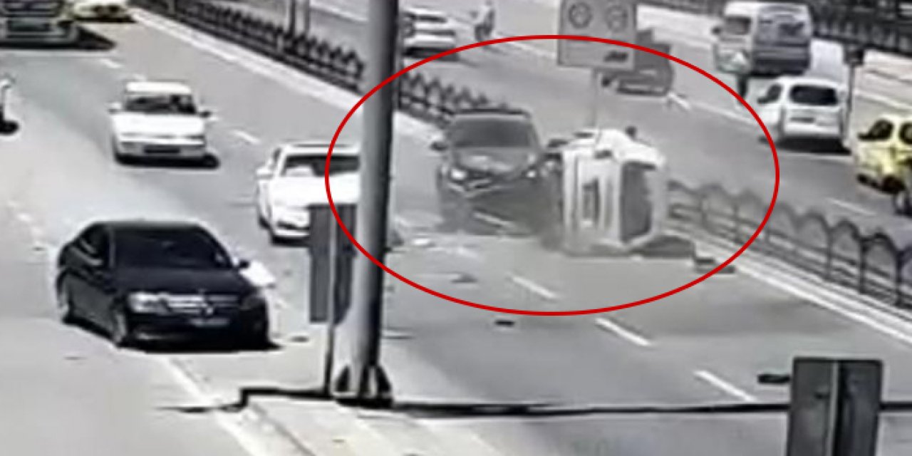 Konya'da kontrolden çıkan araç karşı şeride geçti: 1 ölü 4 yaralı