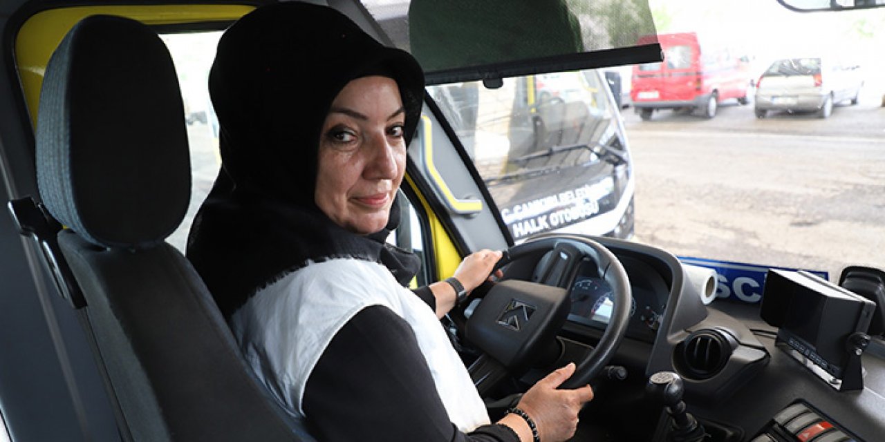 Sürücülüğe traktör kullanarak başlayan kadın halk otobüsü şoförü oldu