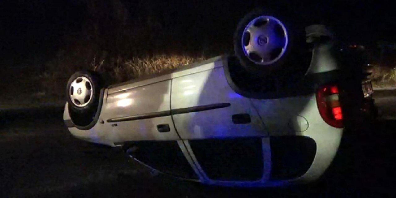 Otomobiller kafa kafaya çarpıştı: 5 yaralı