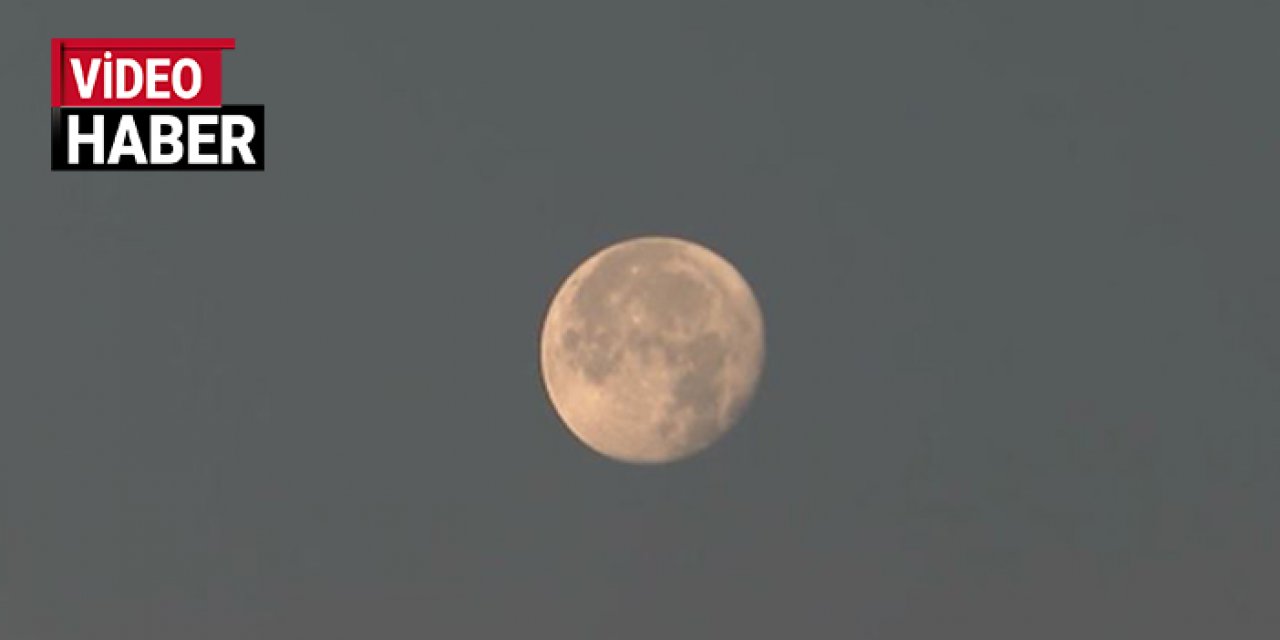 Ankara’da gün doğumunda dolunay