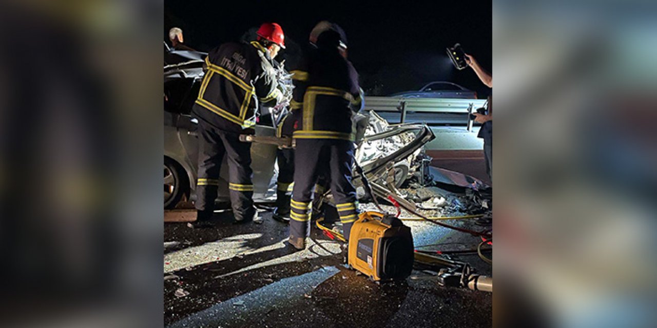 TIR’a arkadan çarpan araçta 1 kişi öldü 1 kişi yaralandı