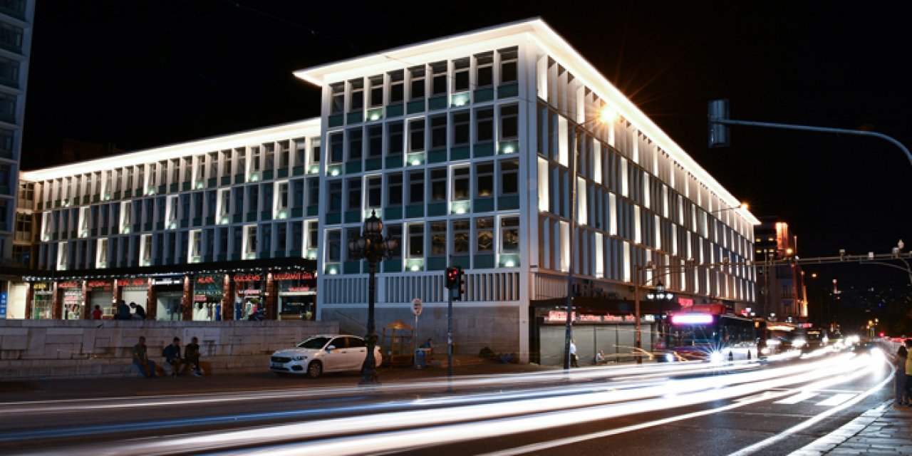 Ankara'nın tarihi çarşısı ışıltısıyla göz kamaştırıyor!