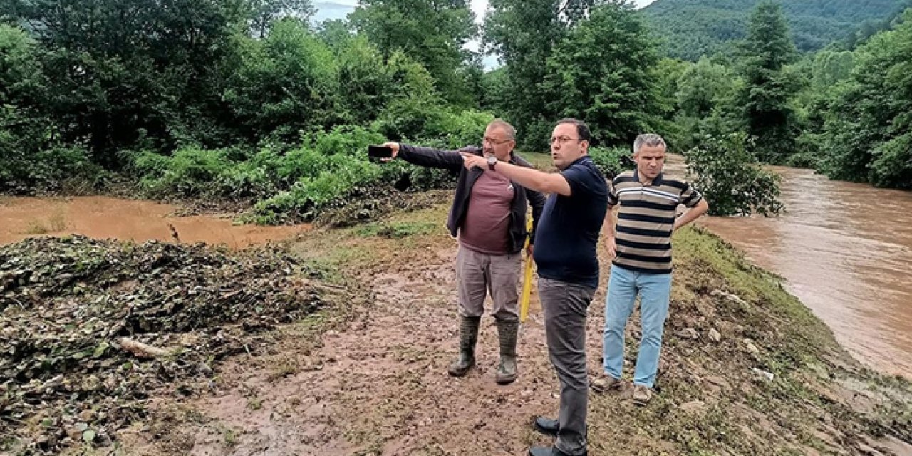 Kastamonu'yu sağanak vurdu: Taşkın meydana geldi