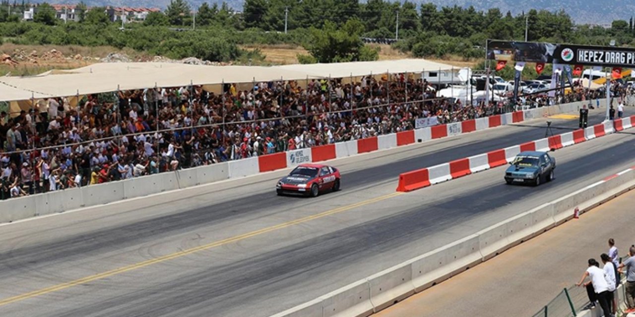 Hız tutkunları Otodrag Yarışı'nda buluştu