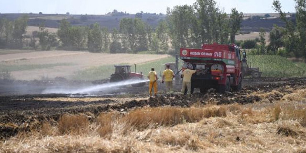 Anız yangını son anda kontrol altına alındı