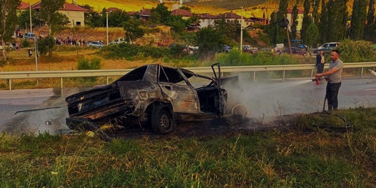 Kütahya'da iki otomobil çarpıştı: 6 yaralı