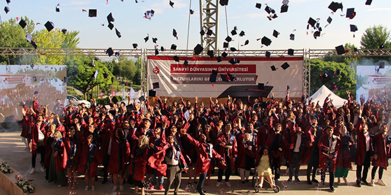 22. dönem TBMM Başkanı Bülent Arınç: Ostim Türkiye’nin yüz akıdır