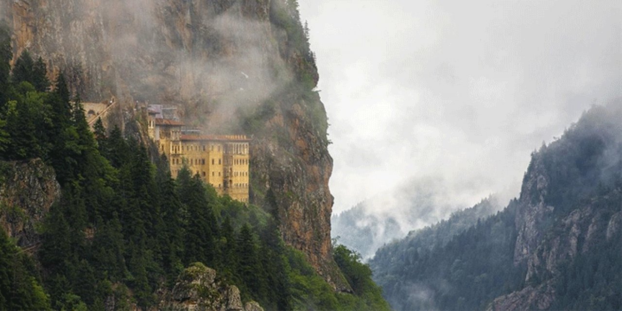 Yabancı turist sayısı ikiye katlandı