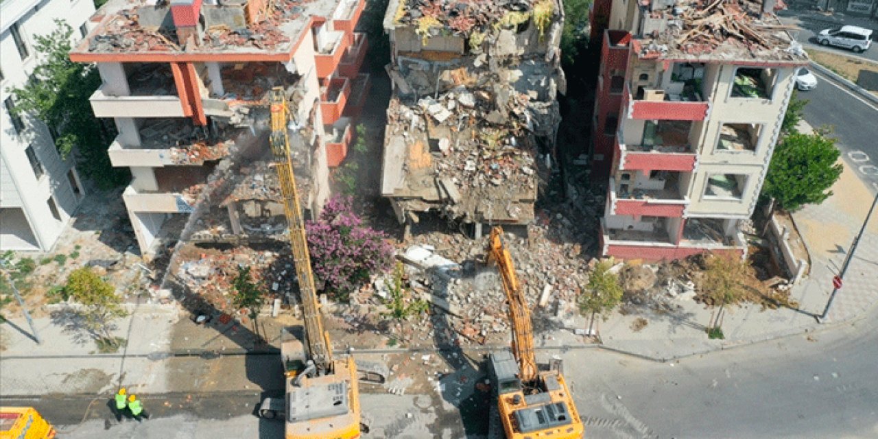 Kentsel dönüşüm seferberliği: 5 yılda 1,5 milyon konut dönüştürülecek