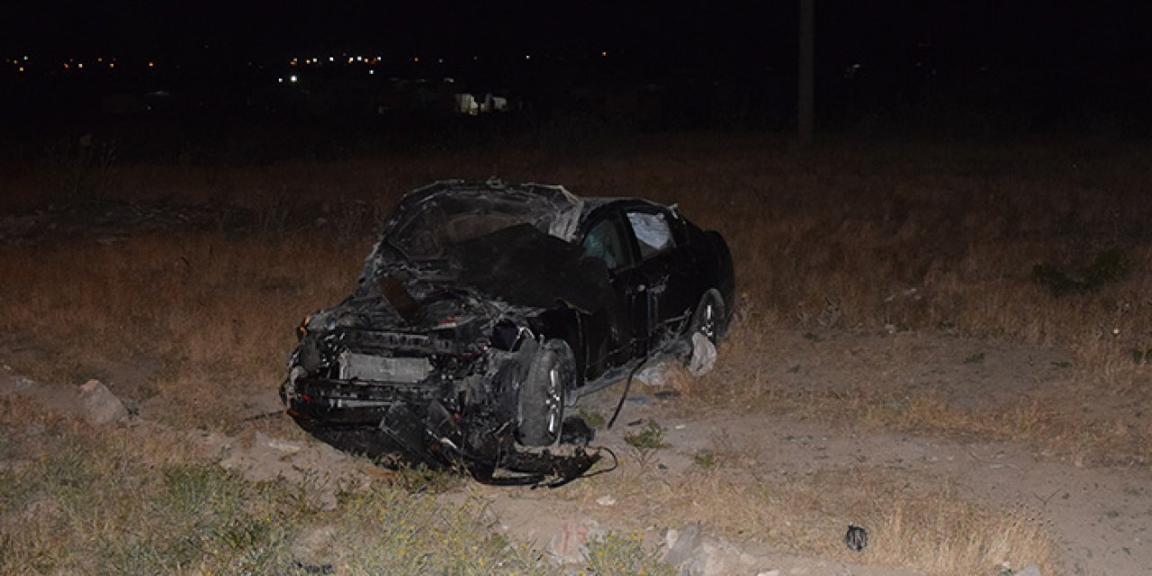 Devrilen araçta 2 kişi yaralandı