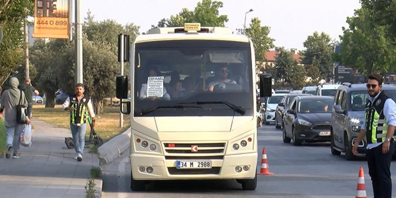 Yolcu gibi binen polis ceza yağdırdı