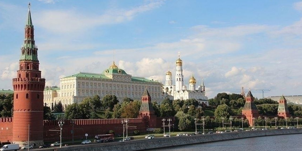 Kremlin vatandaşlarının Lübnan'ı terk etmesini istedi