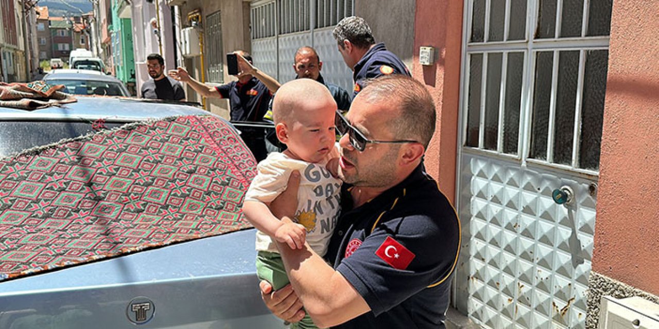13 aylık bebeği otomobilde unuttular