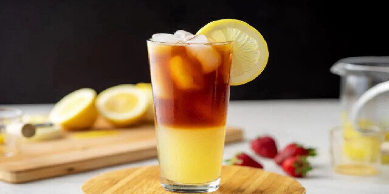 Yaz Sıcaklarında Serinlemek İçin Mükemmel Bir Seçenek! Kahveli Limonata Tarifi