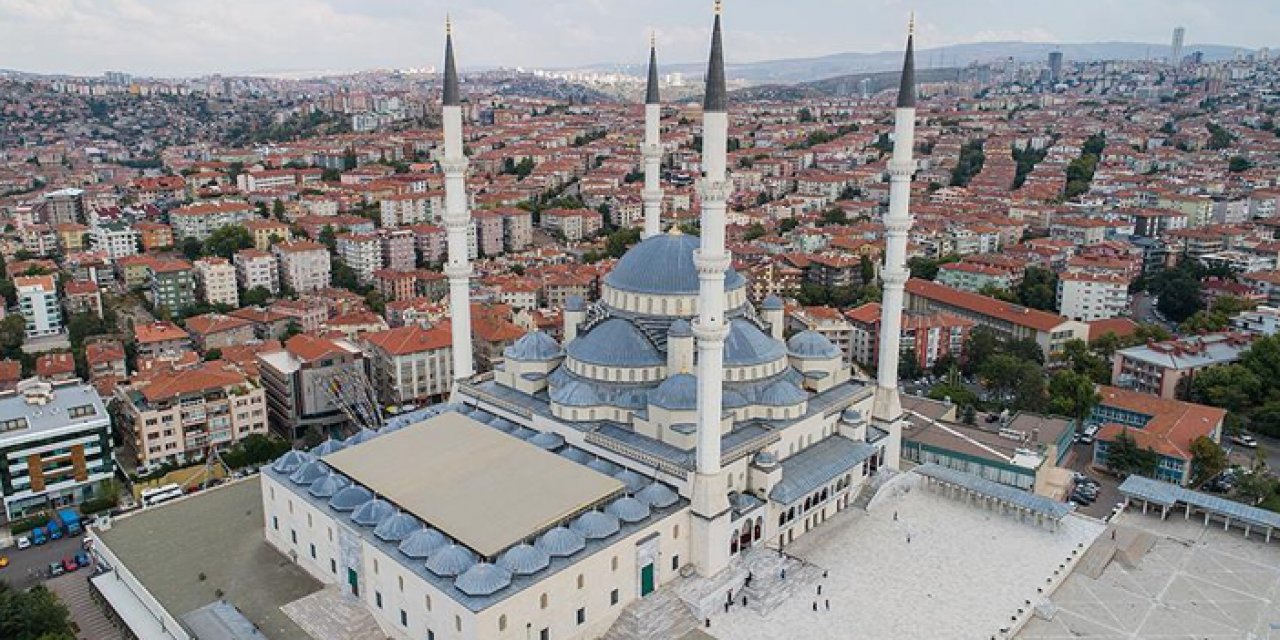 Ankara'da bu camileri mutlaka gezmelisiniz! İşte Ankara'nın huzur veren camileri