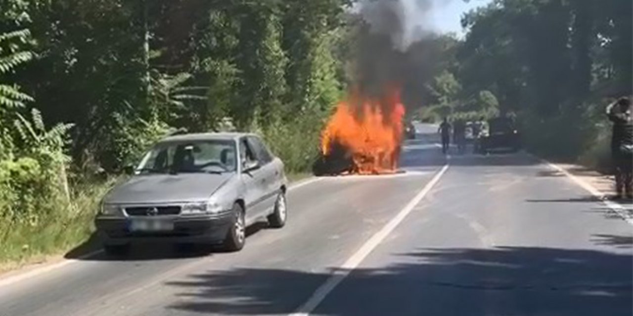 Seyir halindeyken alev aldı