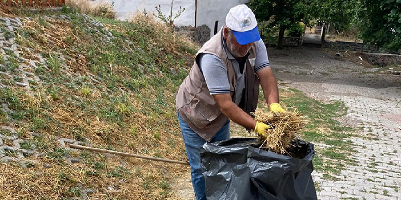 Güdül'de temizlik vakti: Sokaklar pırıl pırıl!