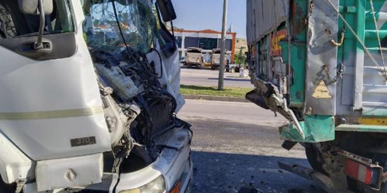 Samsun'da feci kaza: Tankerin sürücüsü sıkıştı