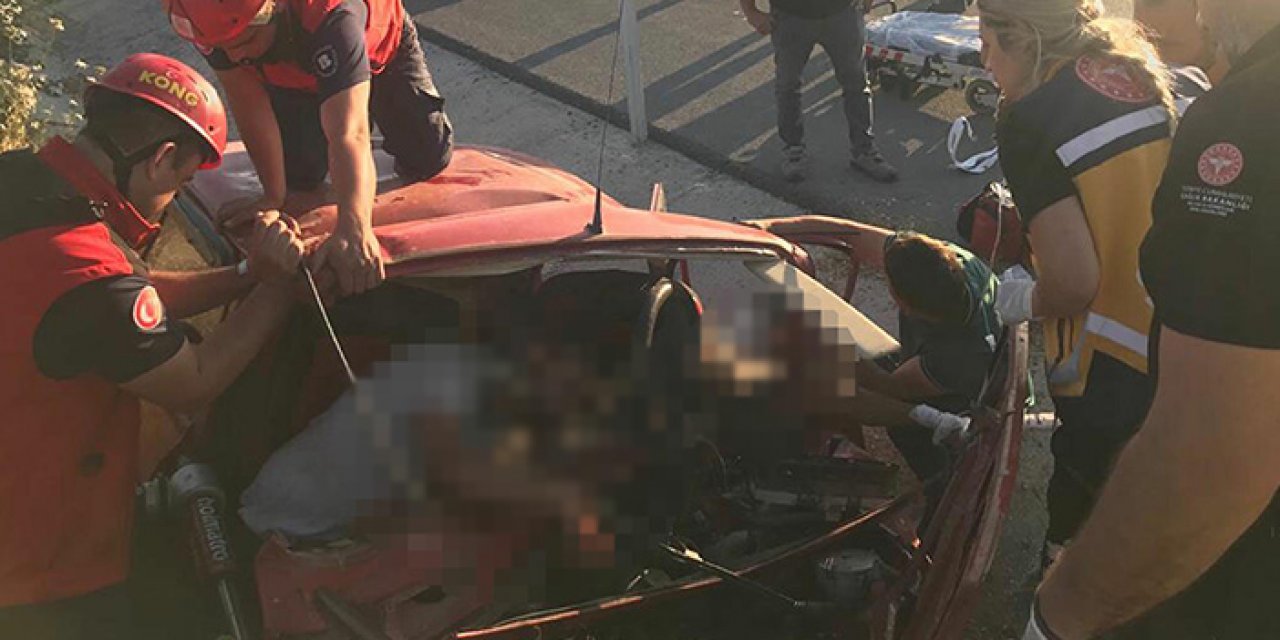 Takla atan otomobil 2 kişiye mezar oldu 1 kişi yaralandı