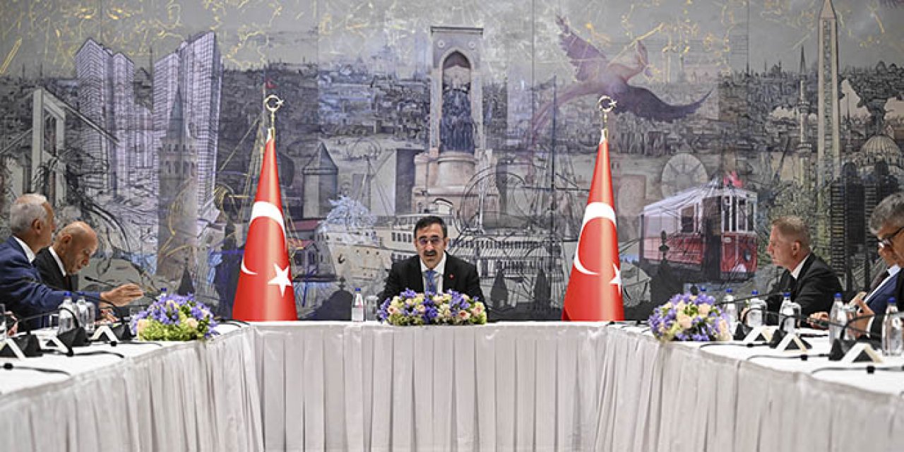 İktidardan iş dünyasına çağı: “Önünüzü açacağız”