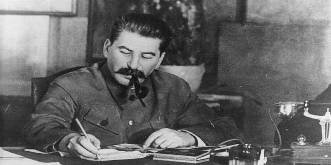 Stalin Kimdir? Josef Stalin Kimdir?