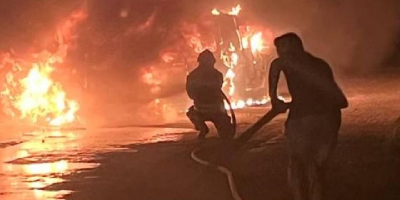 Muğla'da yangın: 3 otomobil hasar aldı