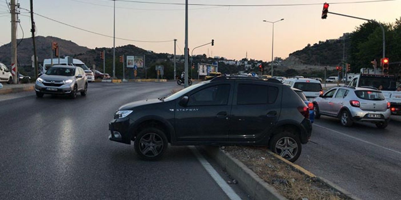 Polisten kaçarken kaza yaptılar: 2 gözaltı