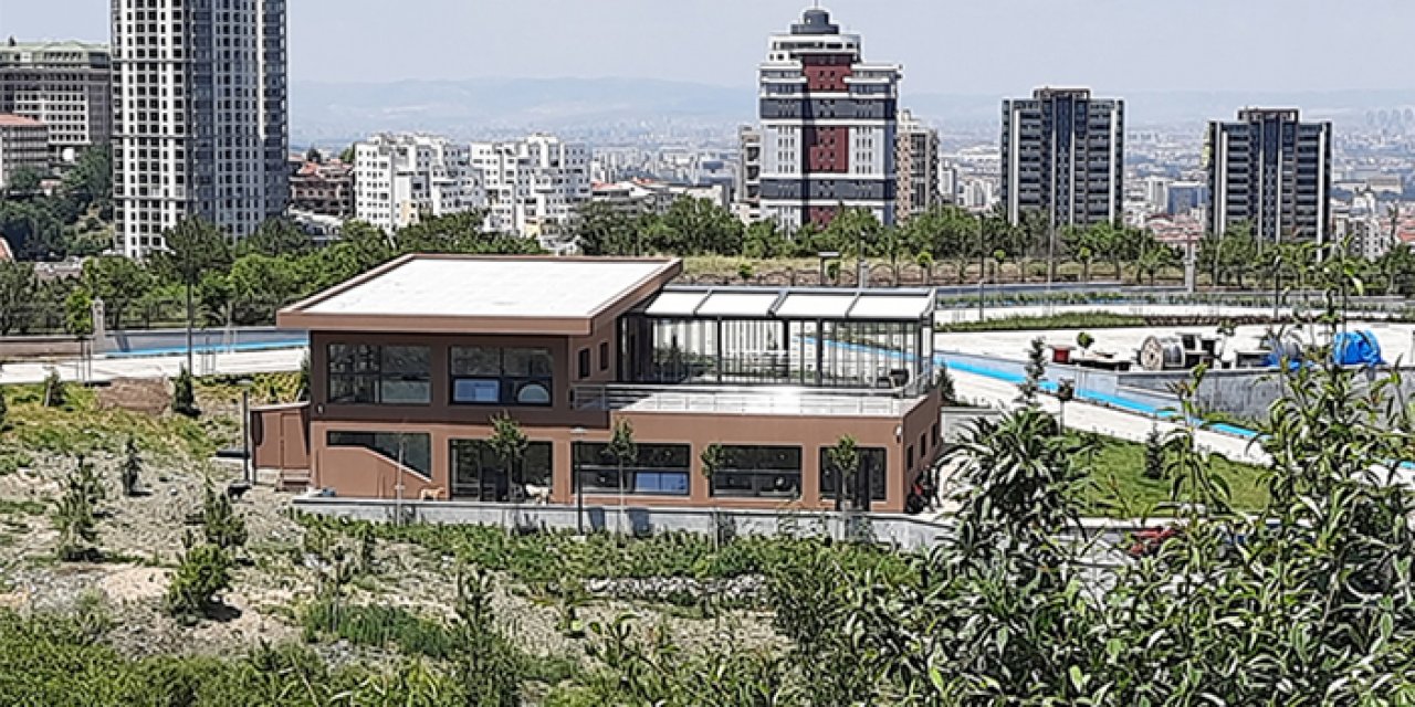 Çankaya Belediyesi'nin yaptığı Bademlidere Parkı'nın açılışı yine ertelendi