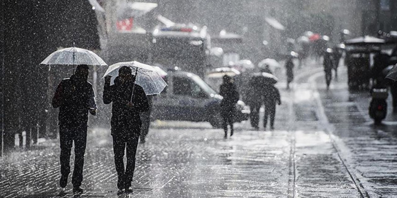 Üç şehre gök gürültülü sağanak uyarısı