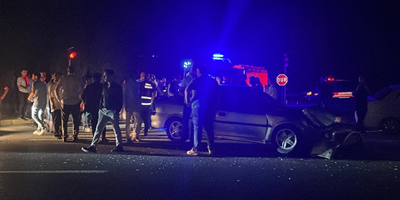 Sivas'ta feci kaza: 9 yaralı