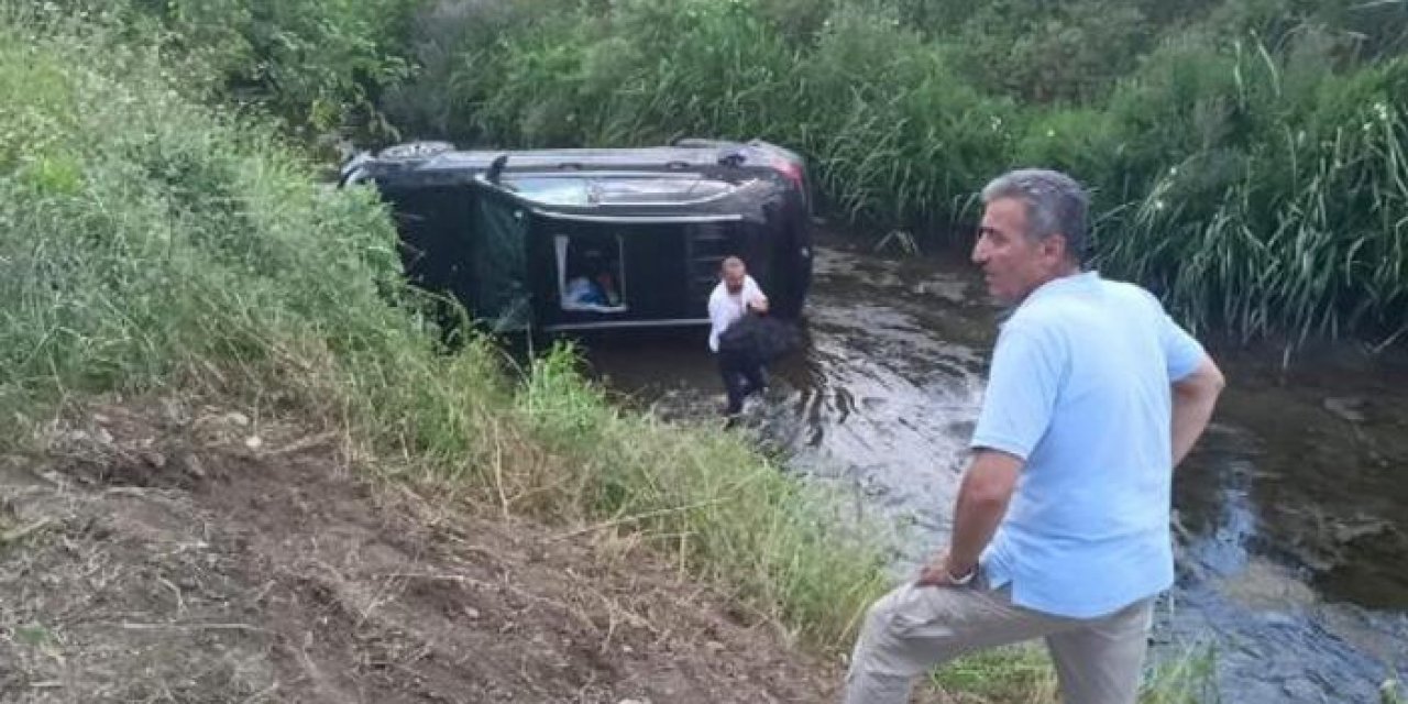 Cip dereye yuvarlandı: 4 yaralı