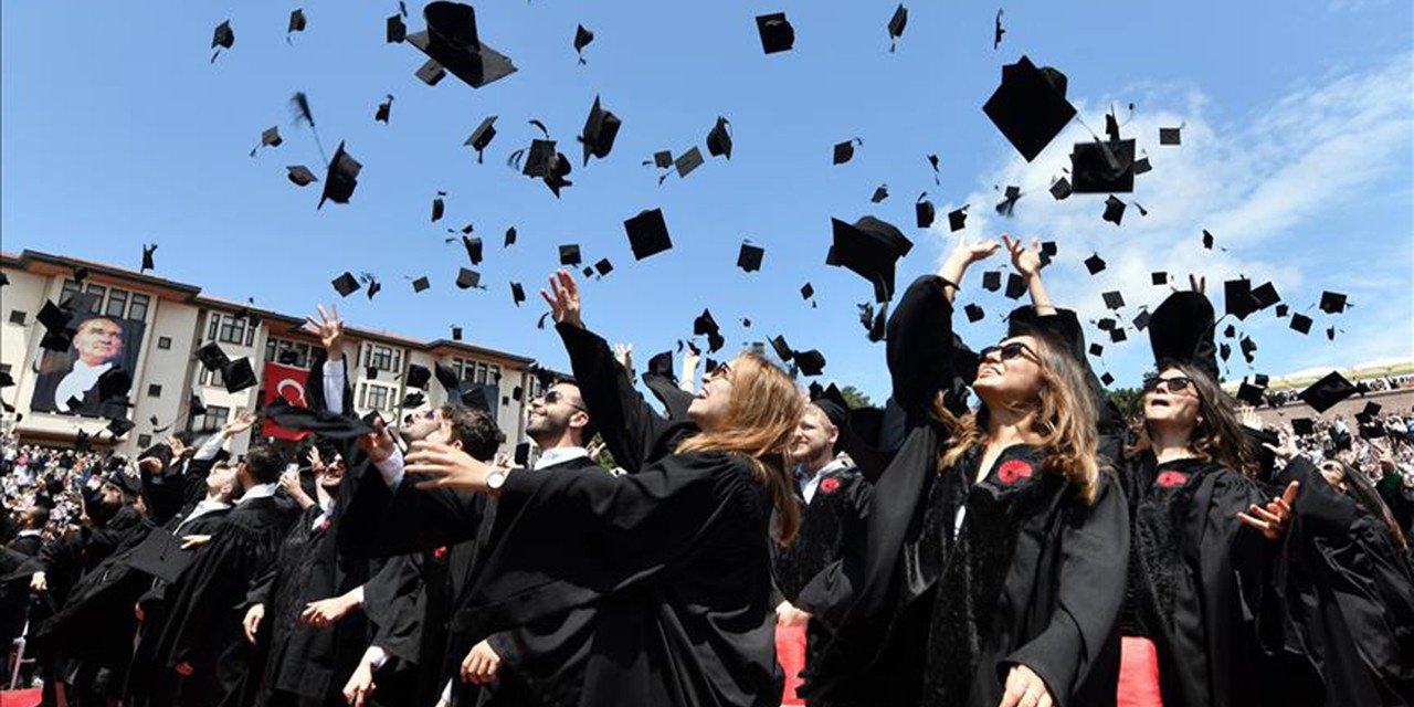 Diploması İle Yurt Dışında ve Yurt İçinde Avantaj Sağlayan Bu Üniversitelere Mutlaka Bakmalısınız….