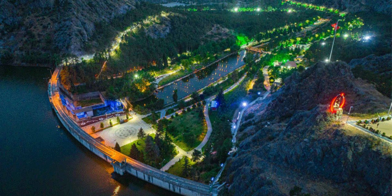 Sıcaktan bunalan Ankaralılar buraya akın etti: Hafta sonu doldu taştı