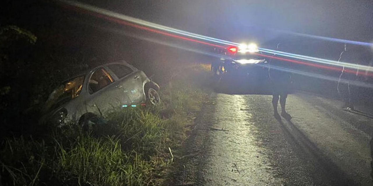 Otomobil ile elektrikli motosiklete çarptı: 7 yaralı