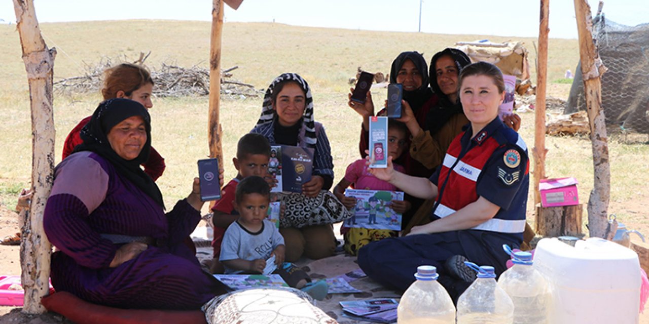 Jandarma KADES uygulaması hakkında bilgi verdi