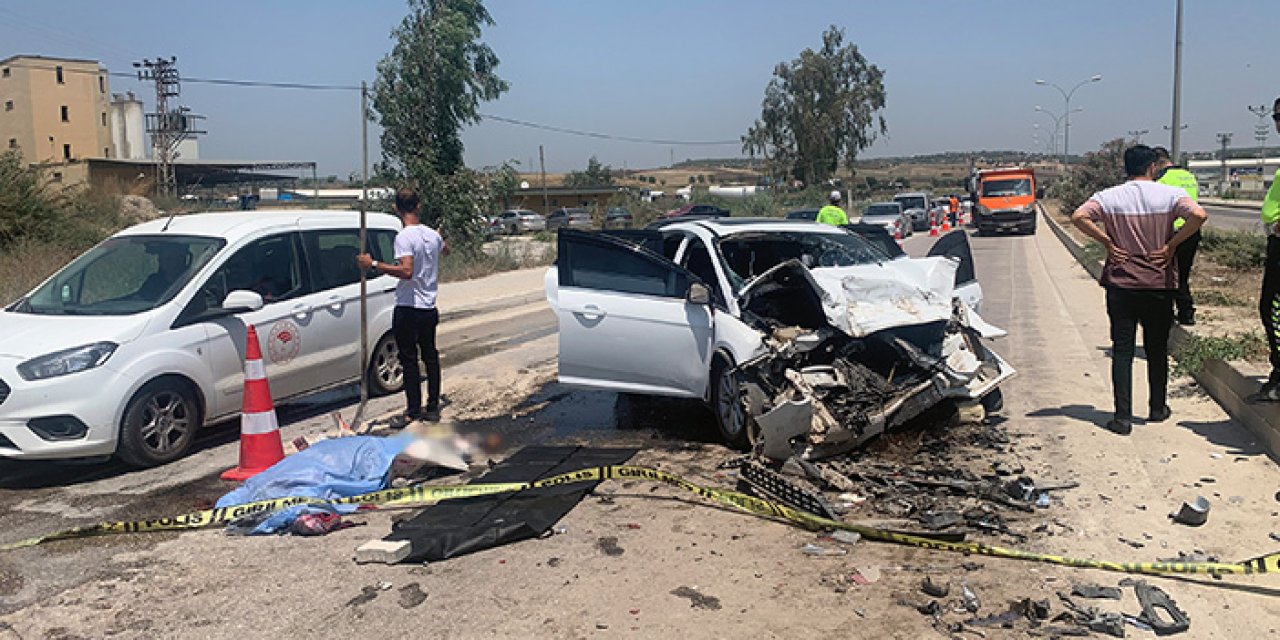 Yol süpürme aracına arkadan çarptı: Anne öldü 3 çocuğu yaralandı