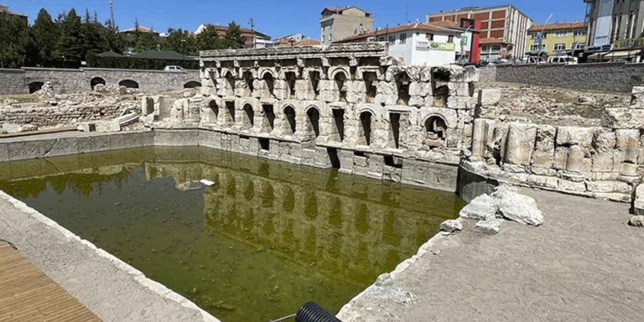 İç Anadolu'nun göbeğinde! Tarihi Roma hamamı turizme açılıyor