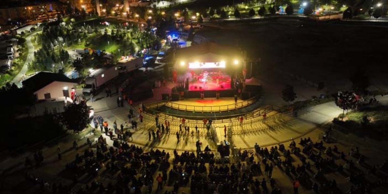 Bu festival başka festival: yediden yetmişe Ankaralılar iple çekiyor...