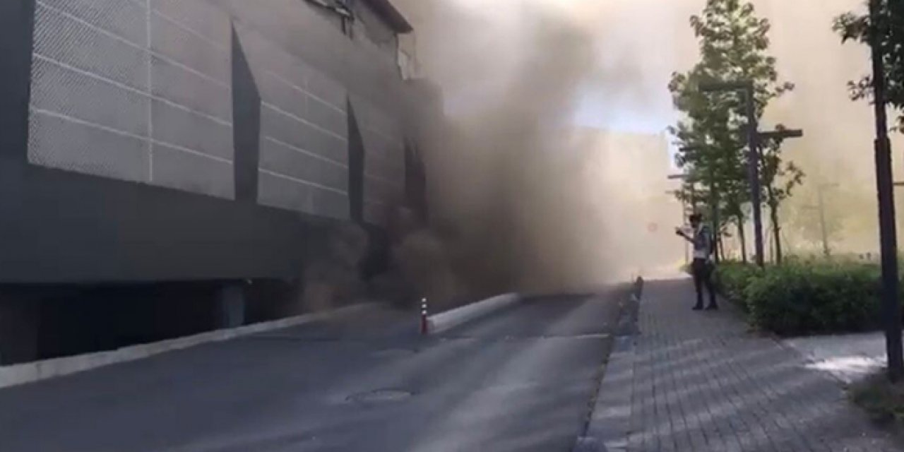 Sarıyer’de iş merkezi alev alev yandı