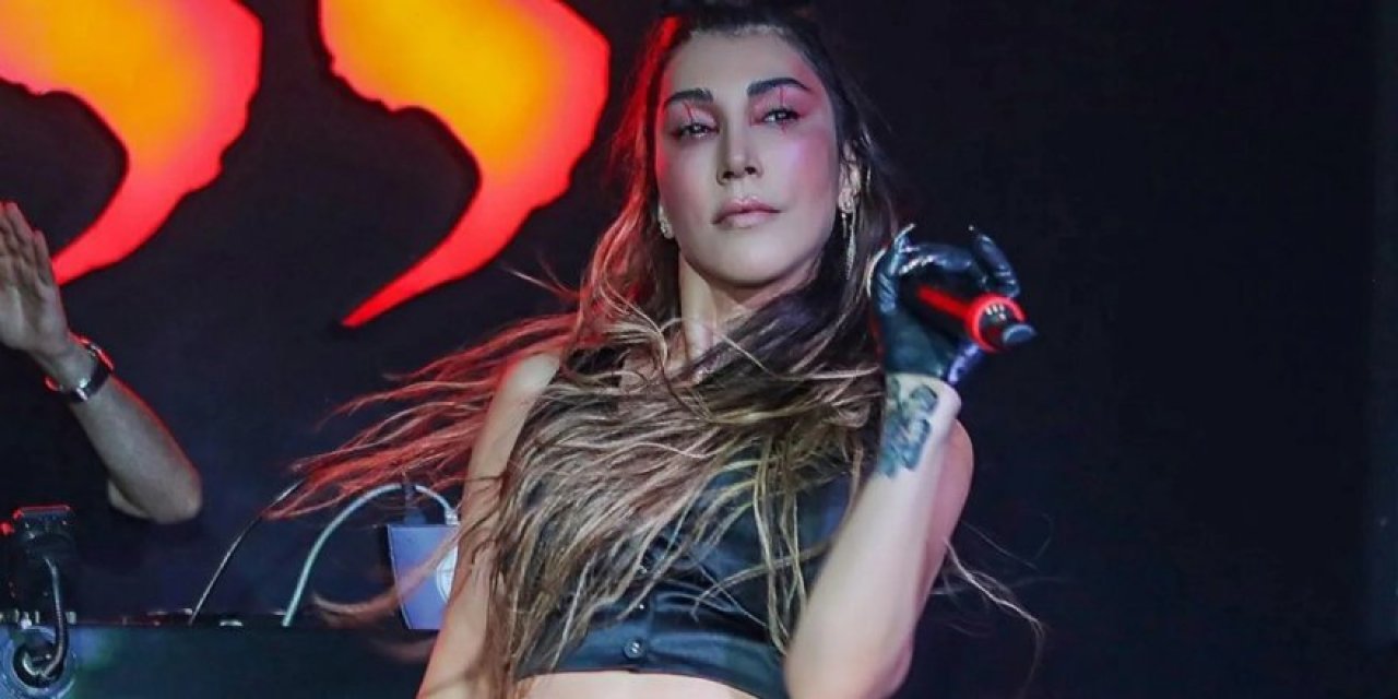 Hande Yener Kimdir? Hande Yener  Nereli Ve Kaç Yaşında?