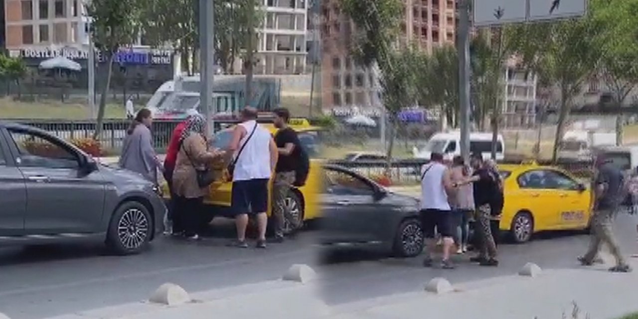 Yolcularla tartışıp yarı yolda indirdi