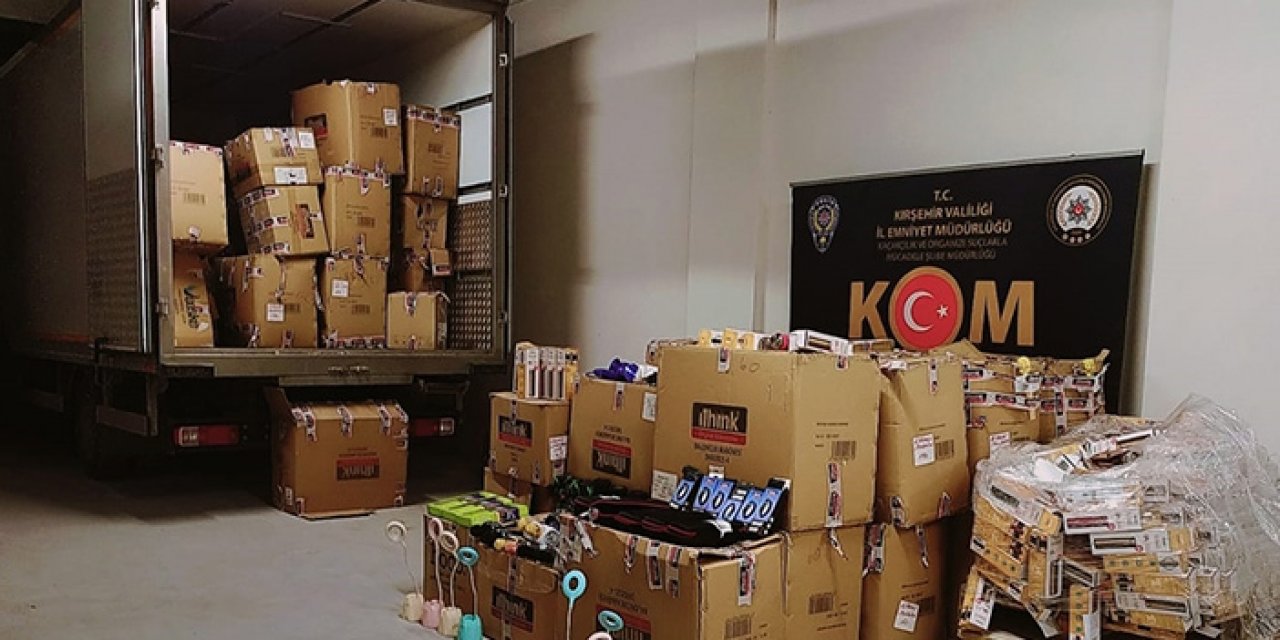 7 bin 433 kaçak emtia ele geçirildi