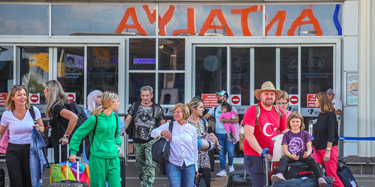 Antalya'ya turist akını