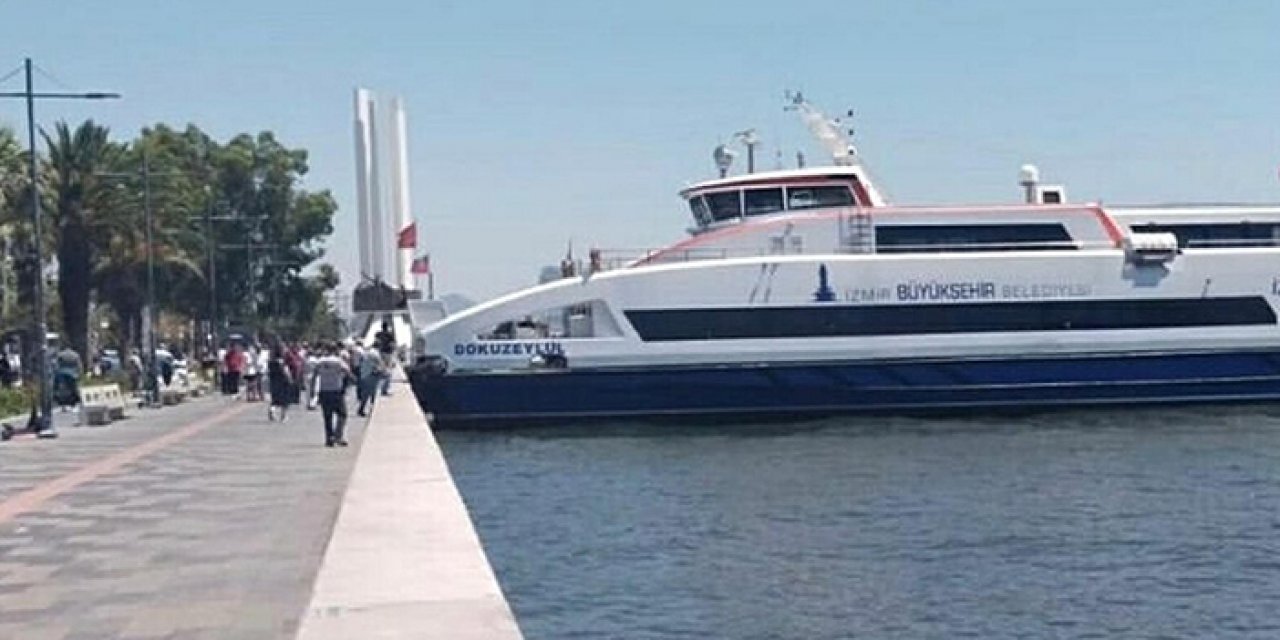 Yolcu gemisi kıyıya çarptı