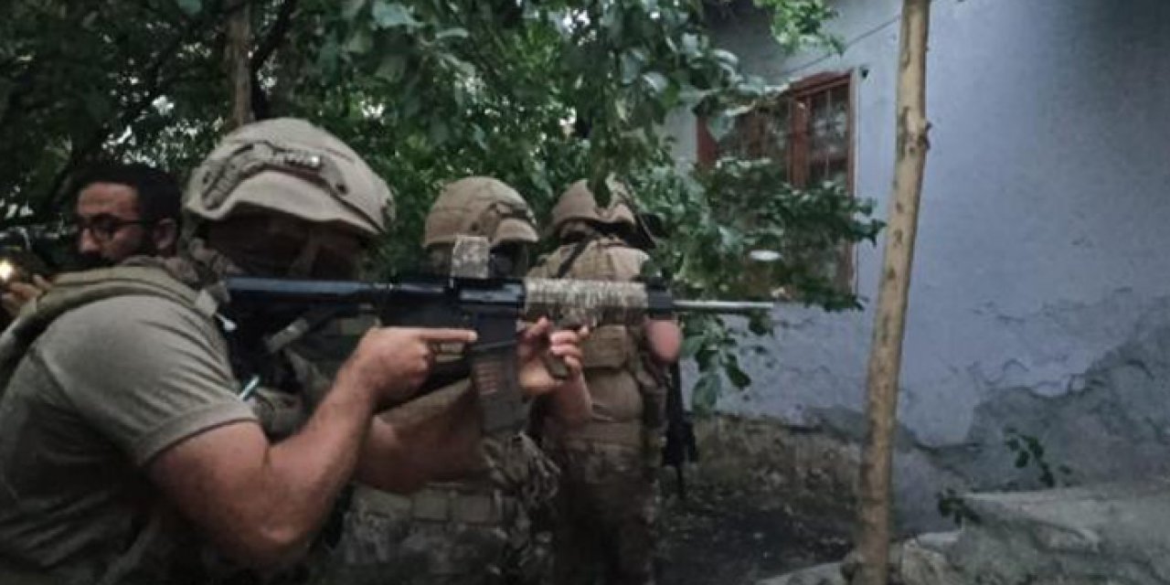 Afganistan uyruklu 10 kaçak göçmen yakalandı