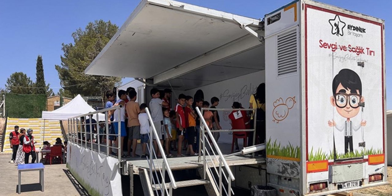 5 bin 220 depremzede çocuğun göz taraması yapıldı