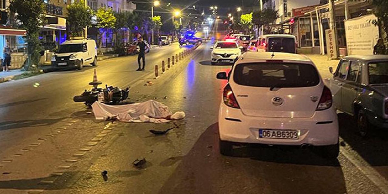 Otomobile çarpan motosikletin sürücüsü yaşamını yitirdi
